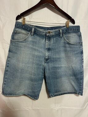 Wrangler Denim Shorts Light Wash‎ 90s Style Relaxed Fit 36
